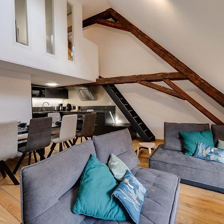 Le Septqatre - Grand Triplex Au Coeur De La Vieille Ville Анси Экстерьер фото